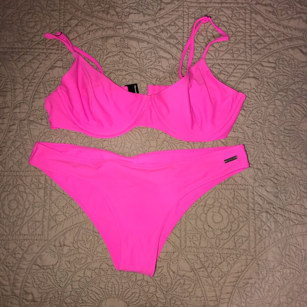 Hot pink Blackbough Bikini